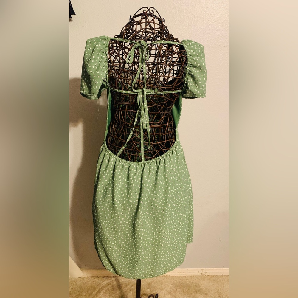 Cloud Sky Open Back Green Floral  Dress.R 211